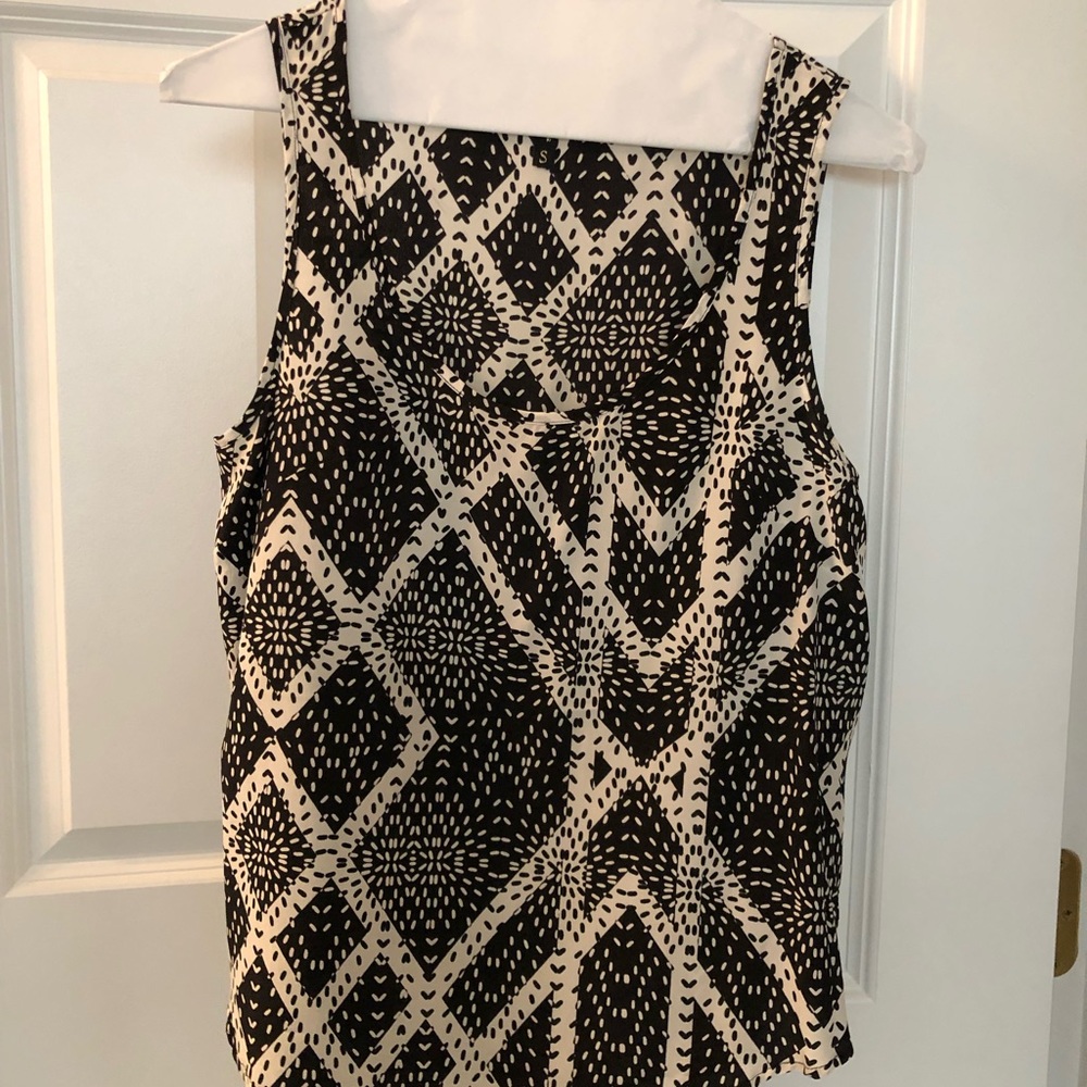 Yumi Kim tank, S